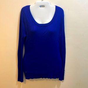 Blue long sleeve sweater